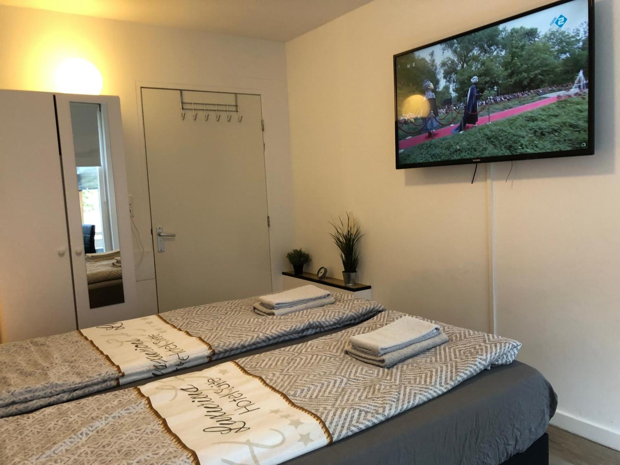 Luxe Wellness Apartment Apeldoorn With Jacuzzi And Sauna 外观 照片